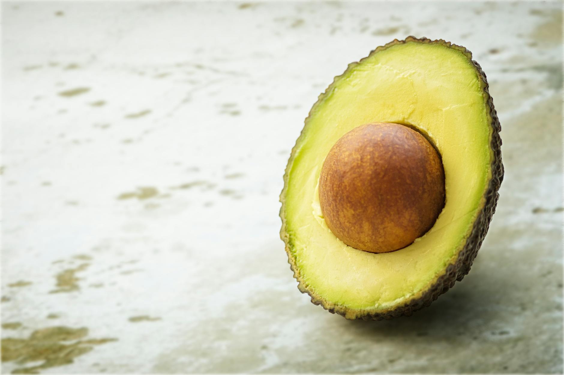 sliced avocado